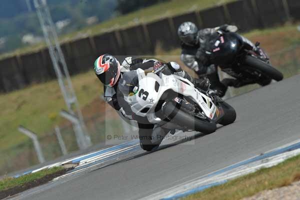 Motorcycle action photographs;donington;donington park leicestershire;donington photographs;event digital images;eventdigitalimages;no limits trackday;peter wileman photography;trackday;trackday digital images;trackday photos