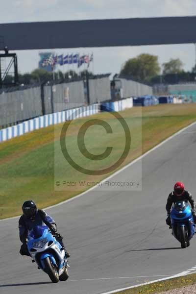 Motorcycle action photographs;donington;donington park leicestershire;donington photographs;event digital images;eventdigitalimages;no limits trackday;peter wileman photography;trackday;trackday digital images;trackday photos