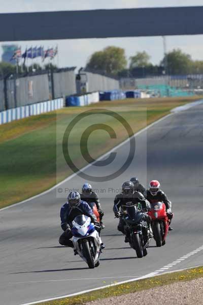 Motorcycle action photographs;donington;donington park leicestershire;donington photographs;event digital images;eventdigitalimages;no limits trackday;peter wileman photography;trackday;trackday digital images;trackday photos