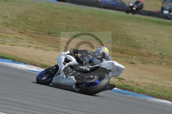 Motorcycle action photographs;donington;donington park leicestershire;donington photographs;event digital images;eventdigitalimages;no limits trackday;peter wileman photography;trackday;trackday digital images;trackday photos