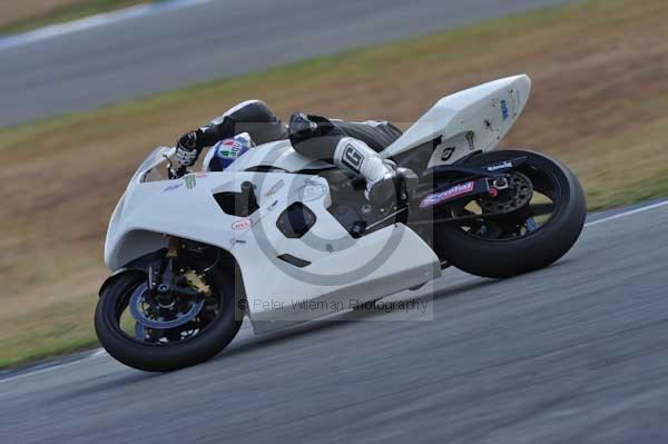 Motorcycle action photographs;donington;donington park leicestershire;donington photographs;event digital images;eventdigitalimages;no limits trackday;peter wileman photography;trackday;trackday digital images;trackday photos