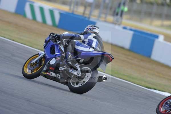 Motorcycle action photographs;donington;donington park leicestershire;donington photographs;event digital images;eventdigitalimages;no limits trackday;peter wileman photography;trackday;trackday digital images;trackday photos