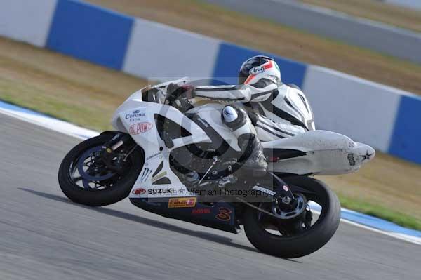 Motorcycle action photographs;donington;donington park leicestershire;donington photographs;event digital images;eventdigitalimages;no limits trackday;peter wileman photography;trackday;trackday digital images;trackday photos