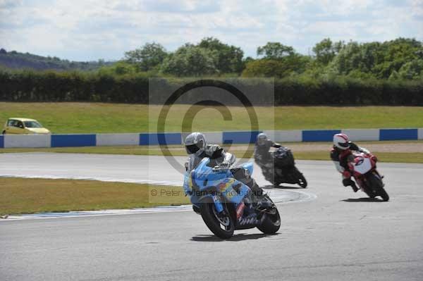 Motorcycle action photographs;donington;donington park leicestershire;donington photographs;event digital images;eventdigitalimages;no limits trackday;peter wileman photography;trackday;trackday digital images;trackday photos