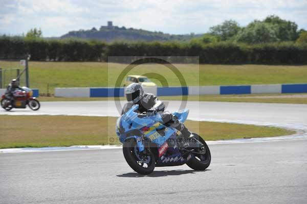 Motorcycle action photographs;donington;donington park leicestershire;donington photographs;event digital images;eventdigitalimages;no limits trackday;peter wileman photography;trackday;trackday digital images;trackday photos