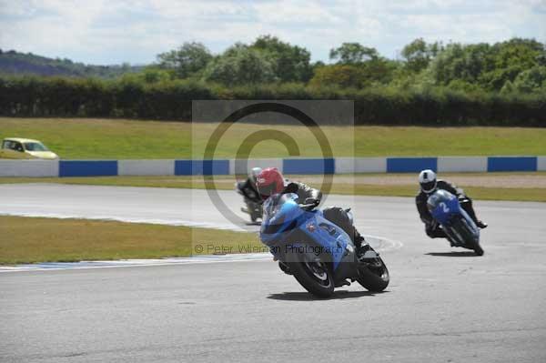 Motorcycle action photographs;donington;donington park leicestershire;donington photographs;event digital images;eventdigitalimages;no limits trackday;peter wileman photography;trackday;trackday digital images;trackday photos