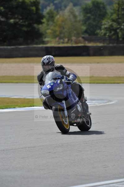 Motorcycle action photographs;donington;donington park leicestershire;donington photographs;event digital images;eventdigitalimages;no limits trackday;peter wileman photography;trackday;trackday digital images;trackday photos