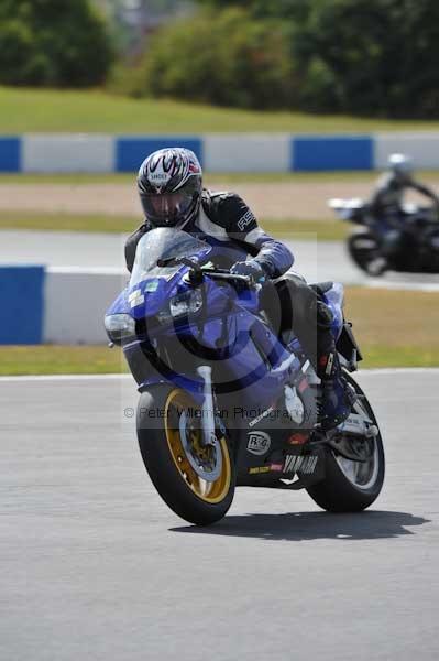 Motorcycle action photographs;donington;donington park leicestershire;donington photographs;event digital images;eventdigitalimages;no limits trackday;peter wileman photography;trackday;trackday digital images;trackday photos