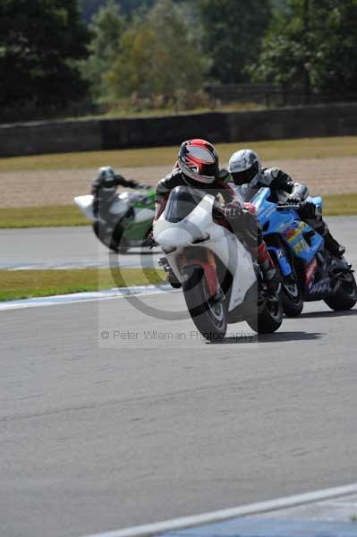 Motorcycle action photographs;donington;donington park leicestershire;donington photographs;event digital images;eventdigitalimages;no limits trackday;peter wileman photography;trackday;trackday digital images;trackday photos