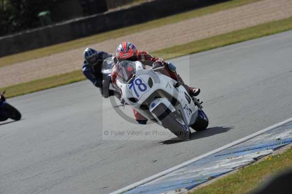 Motorcycle action photographs;donington;donington park leicestershire;donington photographs;event digital images;eventdigitalimages;no limits trackday;peter wileman photography;trackday;trackday digital images;trackday photos