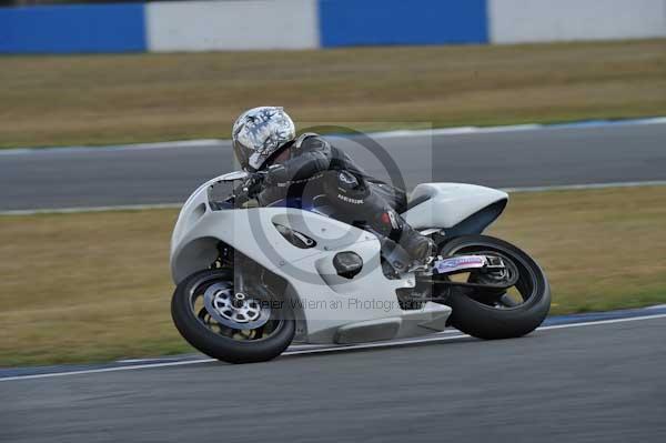 Motorcycle action photographs;donington;donington park leicestershire;donington photographs;event digital images;eventdigitalimages;no limits trackday;peter wileman photography;trackday;trackday digital images;trackday photos