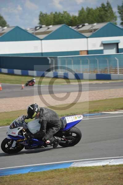 Motorcycle action photographs;donington;donington park leicestershire;donington photographs;event digital images;eventdigitalimages;no limits trackday;peter wileman photography;trackday;trackday digital images;trackday photos