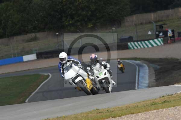 Motorcycle action photographs;donington;donington park leicestershire;donington photographs;event digital images;eventdigitalimages;no limits trackday;peter wileman photography;trackday;trackday digital images;trackday photos