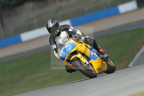 Motorcycle action photographs;donington;donington park leicestershire;donington photographs;event digital images;eventdigitalimages;no limits trackday;peter wileman photography;trackday;trackday digital images;trackday photos