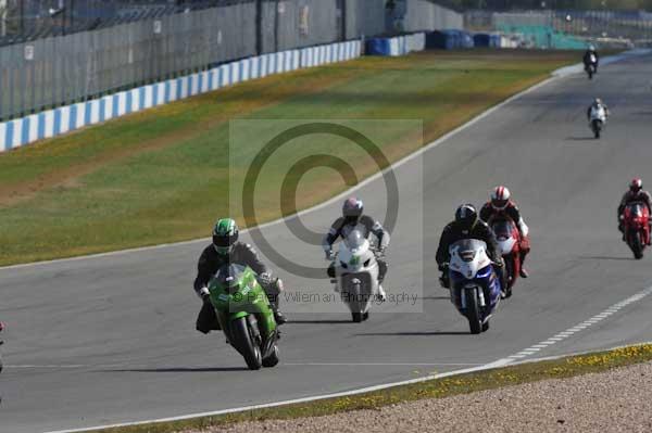 Motorcycle action photographs;donington;donington park leicestershire;donington photographs;event digital images;eventdigitalimages;no limits trackday;peter wileman photography;trackday;trackday digital images;trackday photos