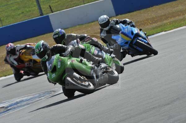 Motorcycle action photographs;donington;donington park leicestershire;donington photographs;event digital images;eventdigitalimages;no limits trackday;peter wileman photography;trackday;trackday digital images;trackday photos