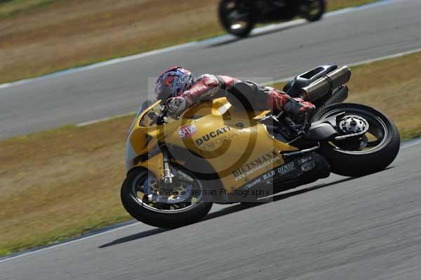 Motorcycle action photographs;donington;donington park leicestershire;donington photographs;event digital images;eventdigitalimages;no limits trackday;peter wileman photography;trackday;trackday digital images;trackday photos