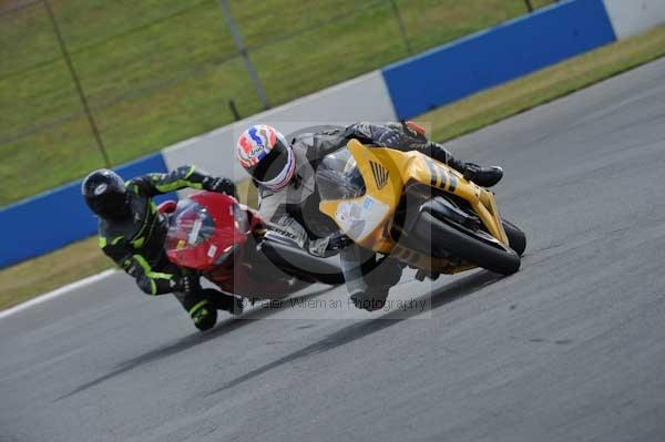 Motorcycle action photographs;donington;donington park leicestershire;donington photographs;event digital images;eventdigitalimages;no limits trackday;peter wileman photography;trackday;trackday digital images;trackday photos