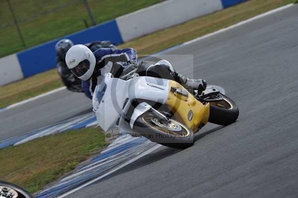 Motorcycle action photographs;donington;donington park leicestershire;donington photographs;event digital images;eventdigitalimages;no limits trackday;peter wileman photography;trackday;trackday digital images;trackday photos