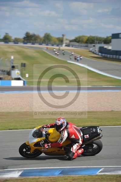 Motorcycle action photographs;donington;donington park leicestershire;donington photographs;event digital images;eventdigitalimages;no limits trackday;peter wileman photography;trackday;trackday digital images;trackday photos