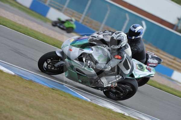 Motorcycle action photographs;donington;donington park leicestershire;donington photographs;event digital images;eventdigitalimages;no limits trackday;peter wileman photography;trackday;trackday digital images;trackday photos