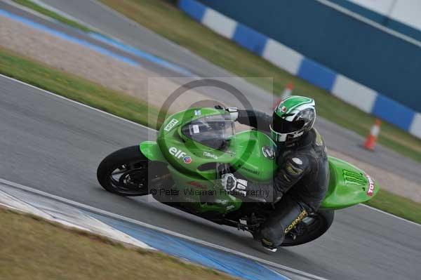 Motorcycle action photographs;donington;donington park leicestershire;donington photographs;event digital images;eventdigitalimages;no limits trackday;peter wileman photography;trackday;trackday digital images;trackday photos