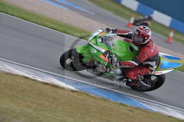 Motorcycle action photographs;donington;donington park leicestershire;donington photographs;event digital images;eventdigitalimages;no limits trackday;peter wileman photography;trackday;trackday digital images;trackday photos