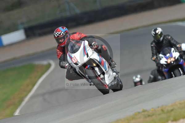 Motorcycle action photographs;donington;donington park leicestershire;donington photographs;event digital images;eventdigitalimages;no limits trackday;peter wileman photography;trackday;trackday digital images;trackday photos