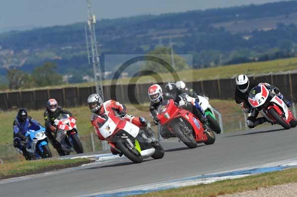 Motorcycle action photographs;donington;donington park leicestershire;donington photographs;event digital images;eventdigitalimages;no limits trackday;peter wileman photography;trackday;trackday digital images;trackday photos