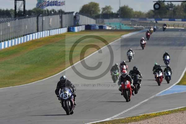 Motorcycle action photographs;donington;donington park leicestershire;donington photographs;event digital images;eventdigitalimages;no limits trackday;peter wileman photography;trackday;trackday digital images;trackday photos