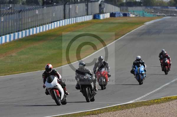 Motorcycle action photographs;donington;donington park leicestershire;donington photographs;event digital images;eventdigitalimages;no limits trackday;peter wileman photography;trackday;trackday digital images;trackday photos