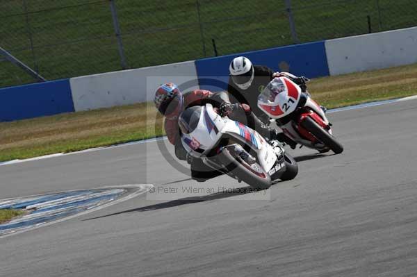 Motorcycle action photographs;donington;donington park leicestershire;donington photographs;event digital images;eventdigitalimages;no limits trackday;peter wileman photography;trackday;trackday digital images;trackday photos