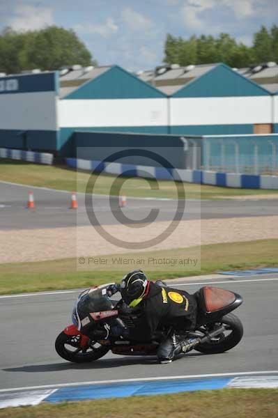 Motorcycle action photographs;donington;donington park leicestershire;donington photographs;event digital images;eventdigitalimages;no limits trackday;peter wileman photography;trackday;trackday digital images;trackday photos