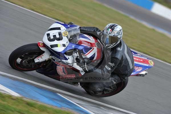 Motorcycle action photographs;donington;donington park leicestershire;donington photographs;event digital images;eventdigitalimages;no limits trackday;peter wileman photography;trackday;trackday digital images;trackday photos