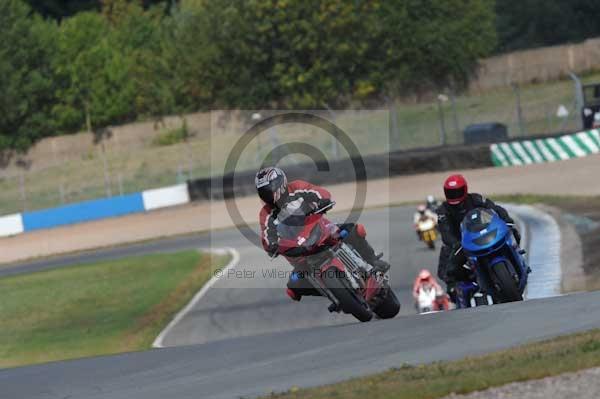 Motorcycle action photographs;donington;donington park leicestershire;donington photographs;event digital images;eventdigitalimages;no limits trackday;peter wileman photography;trackday;trackday digital images;trackday photos