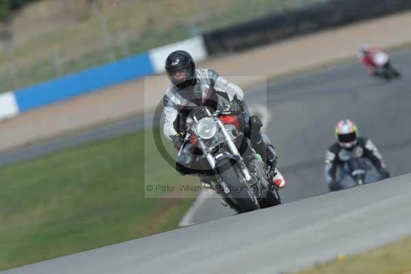 Motorcycle action photographs;donington;donington park leicestershire;donington photographs;event digital images;eventdigitalimages;no limits trackday;peter wileman photography;trackday;trackday digital images;trackday photos