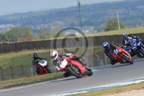 Motorcycle action photographs;donington;donington park leicestershire;donington photographs;event digital images;eventdigitalimages;no limits trackday;peter wileman photography;trackday;trackday digital images;trackday photos