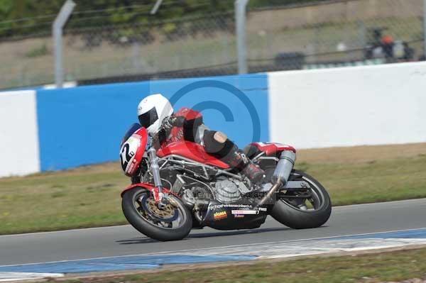 Motorcycle action photographs;donington;donington park leicestershire;donington photographs;event digital images;eventdigitalimages;no limits trackday;peter wileman photography;trackday;trackday digital images;trackday photos