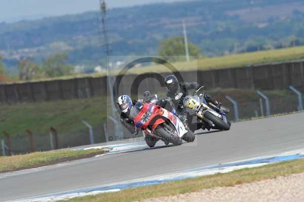 Motorcycle action photographs;donington;donington park leicestershire;donington photographs;event digital images;eventdigitalimages;no limits trackday;peter wileman photography;trackday;trackday digital images;trackday photos