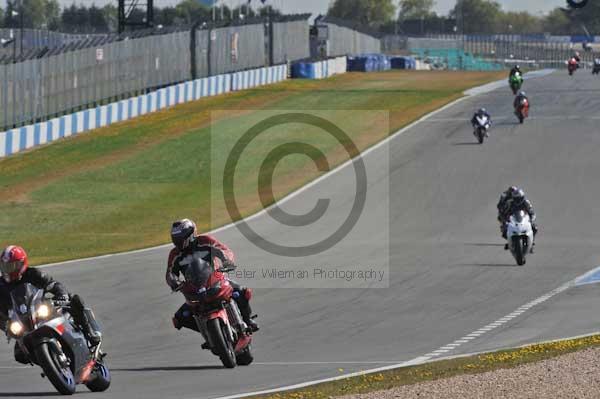 Motorcycle action photographs;donington;donington park leicestershire;donington photographs;event digital images;eventdigitalimages;no limits trackday;peter wileman photography;trackday;trackday digital images;trackday photos