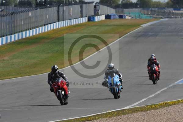 Motorcycle action photographs;donington;donington park leicestershire;donington photographs;event digital images;eventdigitalimages;no limits trackday;peter wileman photography;trackday;trackday digital images;trackday photos