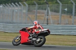 Motorcycle-action-photographs;donington;donington-park-leicestershire;donington-photographs;event-digital-images;eventdigitalimages;no-limits-trackday;peter-wileman-photography;trackday;trackday-digital-images;trackday-photos