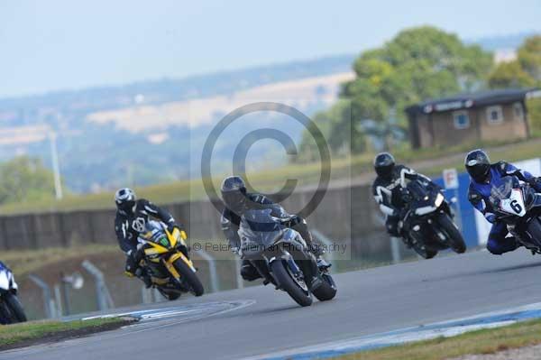 Motorcycle action photographs;donington;donington park leicestershire;donington photographs;event digital images;eventdigitalimages;no limits trackday;peter wileman photography;trackday;trackday digital images;trackday photos