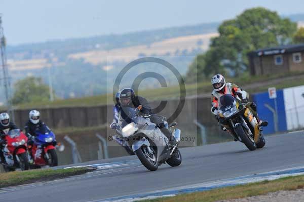 Motorcycle action photographs;donington;donington park leicestershire;donington photographs;event digital images;eventdigitalimages;no limits trackday;peter wileman photography;trackday;trackday digital images;trackday photos