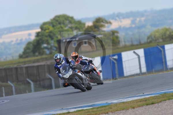 Motorcycle action photographs;donington;donington park leicestershire;donington photographs;event digital images;eventdigitalimages;no limits trackday;peter wileman photography;trackday;trackday digital images;trackday photos