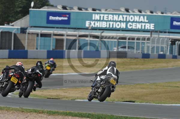 Motorcycle action photographs;donington;donington park leicestershire;donington photographs;event digital images;eventdigitalimages;no limits trackday;peter wileman photography;trackday;trackday digital images;trackday photos