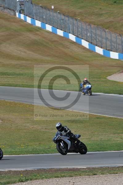 Motorcycle action photographs;donington;donington park leicestershire;donington photographs;event digital images;eventdigitalimages;no limits trackday;peter wileman photography;trackday;trackday digital images;trackday photos