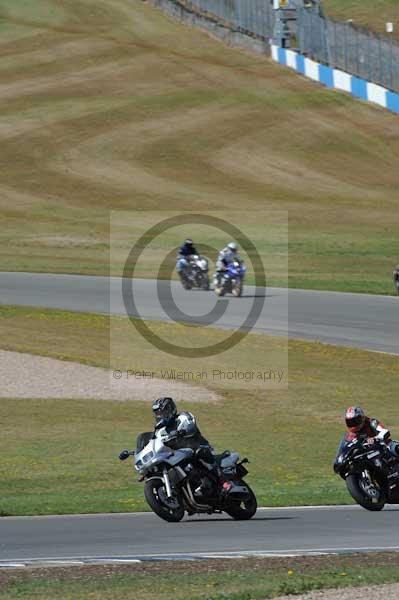 Motorcycle action photographs;donington;donington park leicestershire;donington photographs;event digital images;eventdigitalimages;no limits trackday;peter wileman photography;trackday;trackday digital images;trackday photos