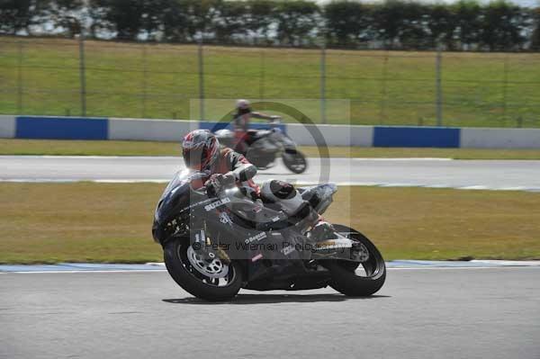 Motorcycle action photographs;donington;donington park leicestershire;donington photographs;event digital images;eventdigitalimages;no limits trackday;peter wileman photography;trackday;trackday digital images;trackday photos