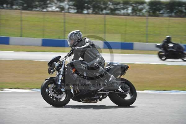 Motorcycle action photographs;donington;donington park leicestershire;donington photographs;event digital images;eventdigitalimages;no limits trackday;peter wileman photography;trackday;trackday digital images;trackday photos